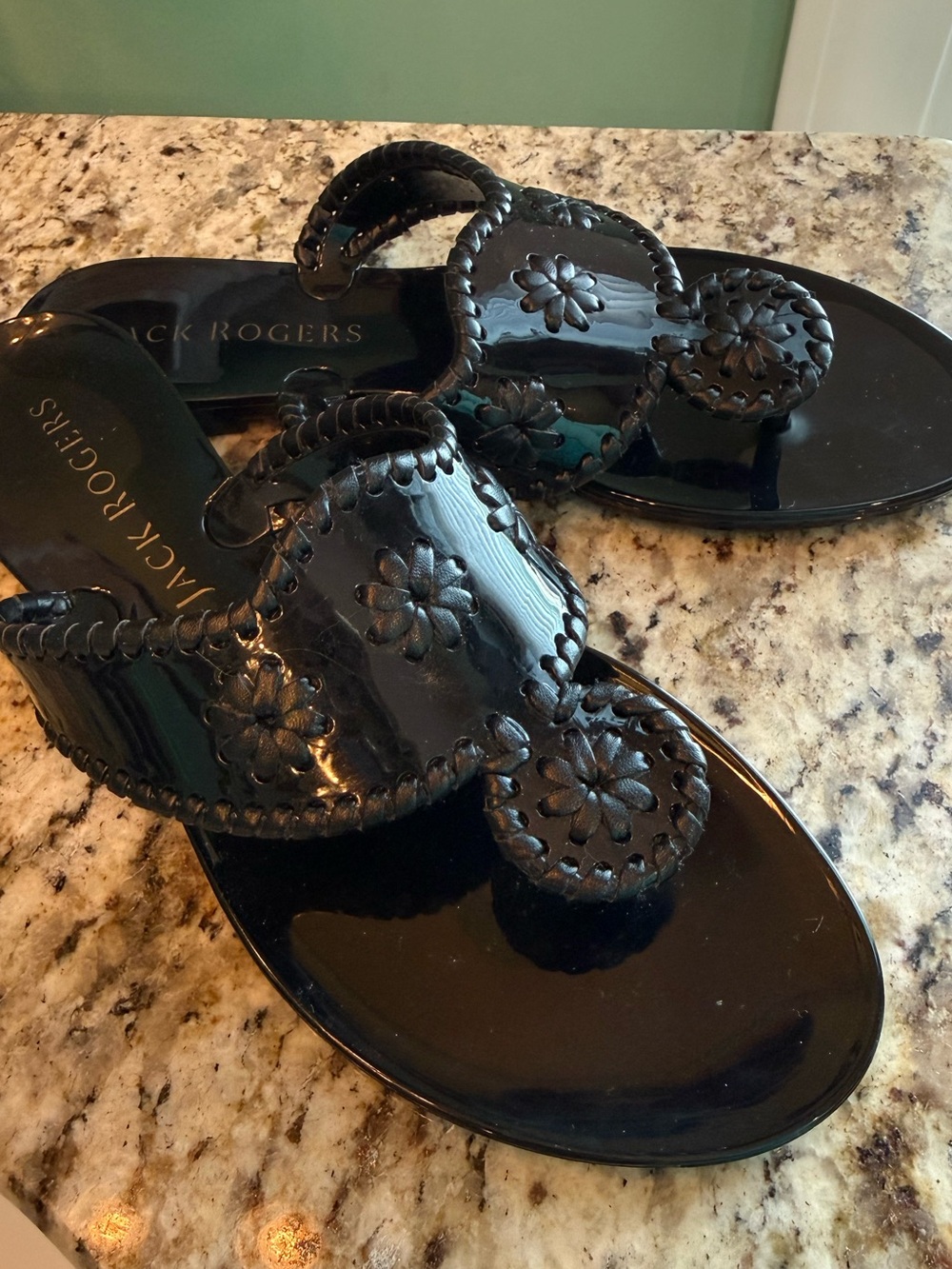 Jack Rogers Black Jelly Sandals Size 6 Floral Medallion Slip On Thong Sandals